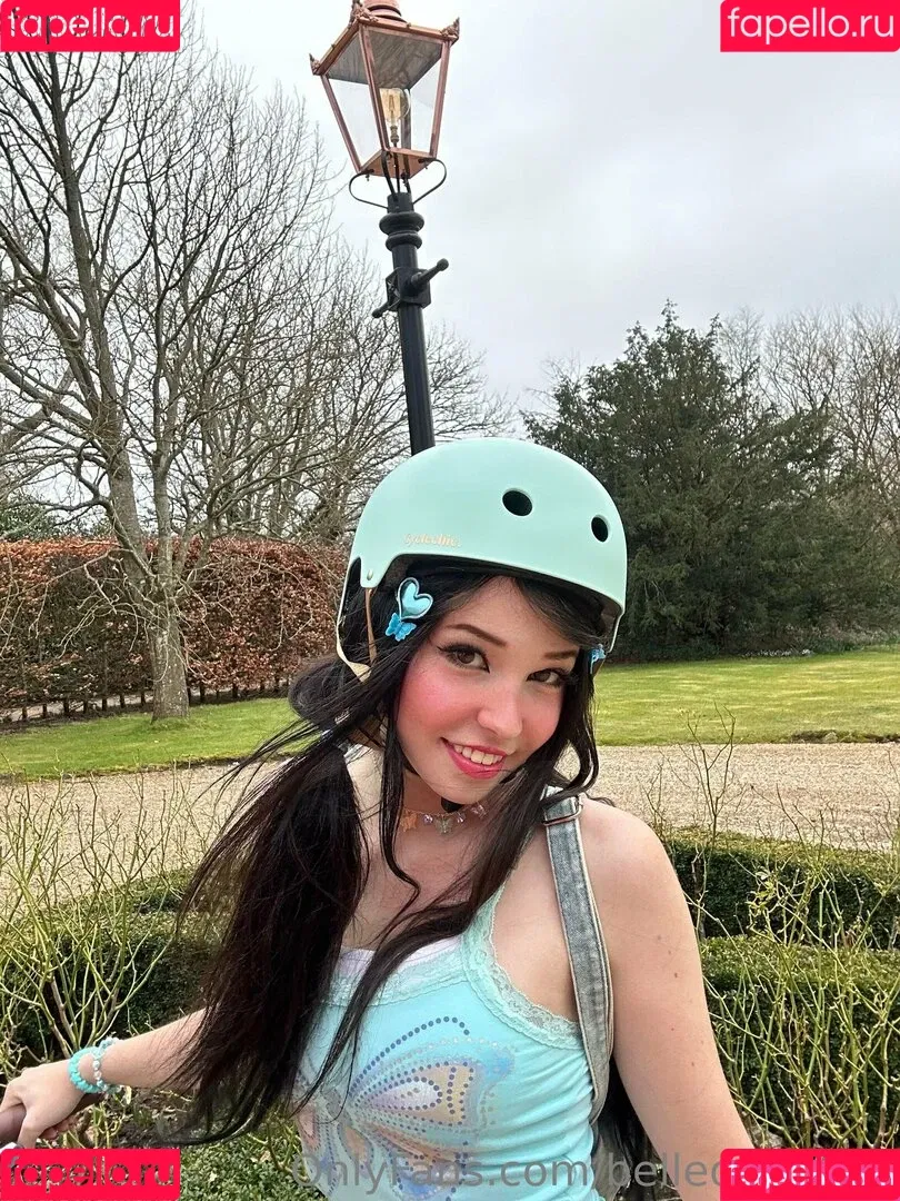 Belle Delphine / Socials / belle.delphine / belledelphine / bunnydelphine Onlyfans Photo Gallery 