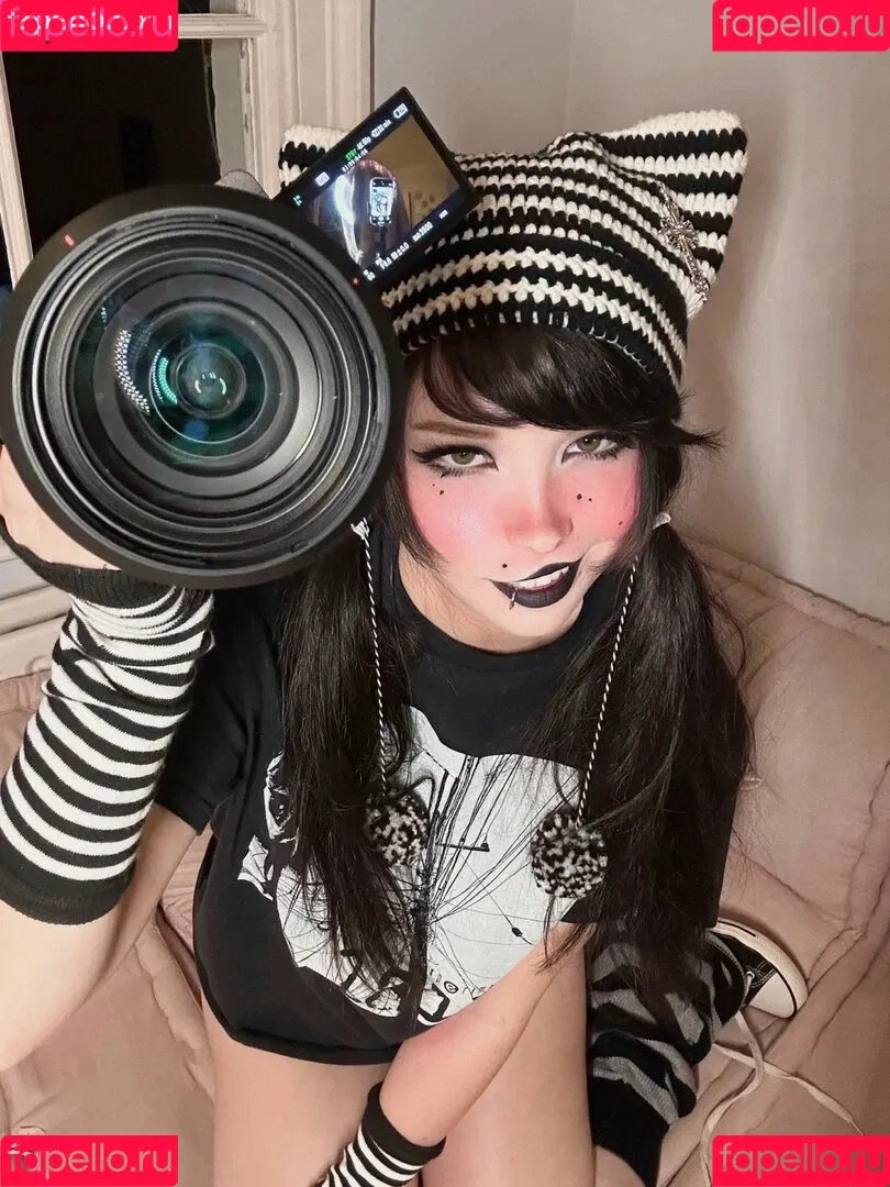 Belle Delphine / Socials / belle.delphine / belledelphine / bunnydelphine Onlyfans Photo Gallery 