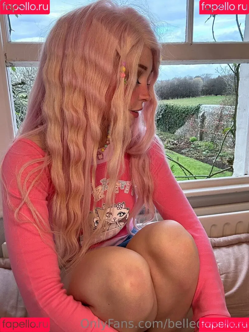 Belle Delphine / Socials / belle.delphine / belledelphine / bunnydelphine Onlyfans Photo Gallery 
