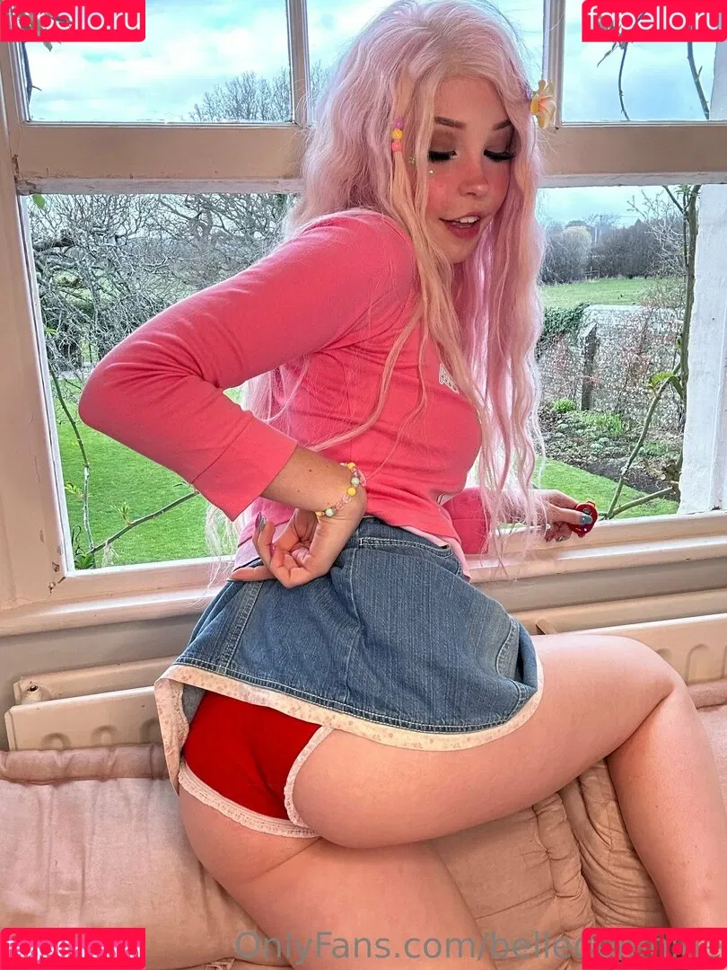 Belle Delphine / Socials / belle.delphine / belledelphine / bunnydelphine Onlyfans Photo Gallery 