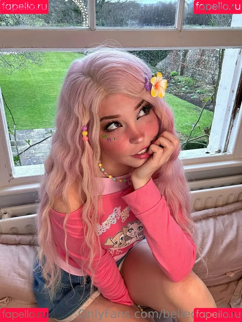 Belle Delphine / Socials / belle.delphine / belledelphine / bunnydelphine Onlyfans Photo Gallery 