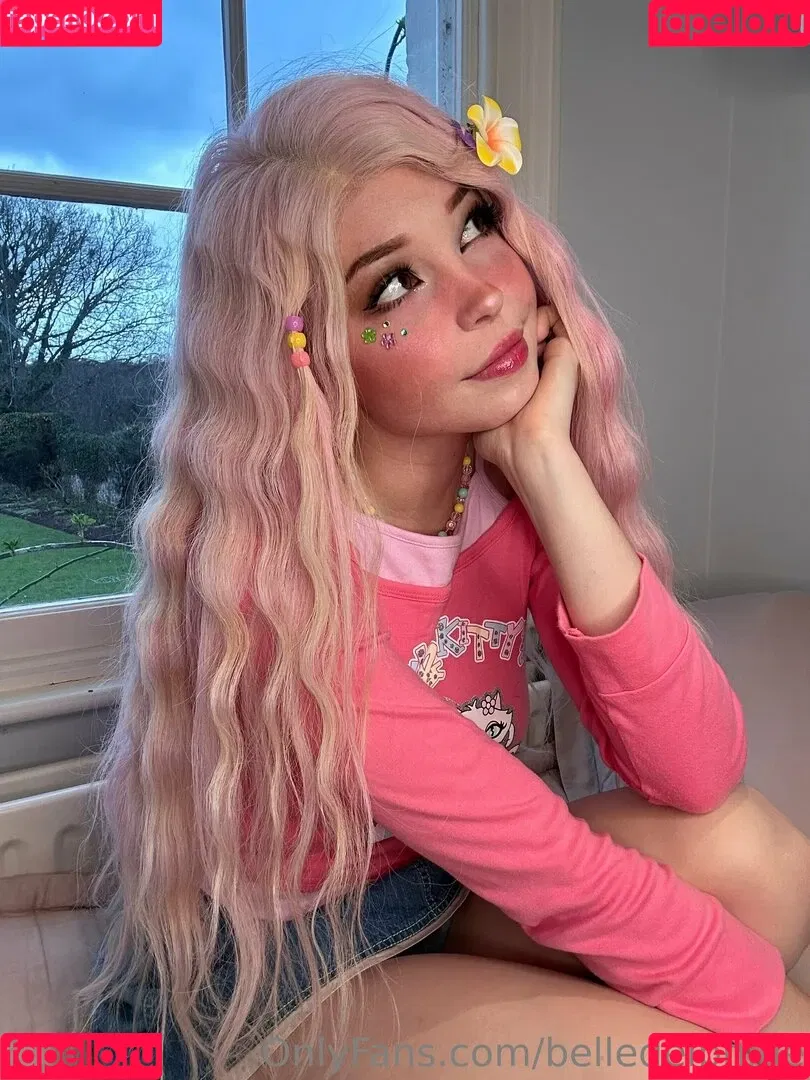 Belle Delphine / Socials / belle.delphine / belledelphine / bunnydelphine Onlyfans Photo Gallery 