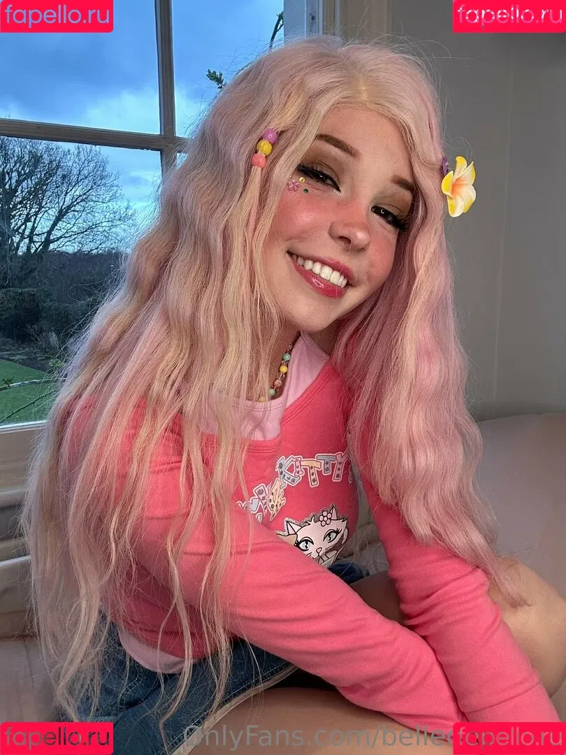 Belle Delphine / Socials / belle.delphine / belledelphine / bunnydelphine Onlyfans Photo Gallery 