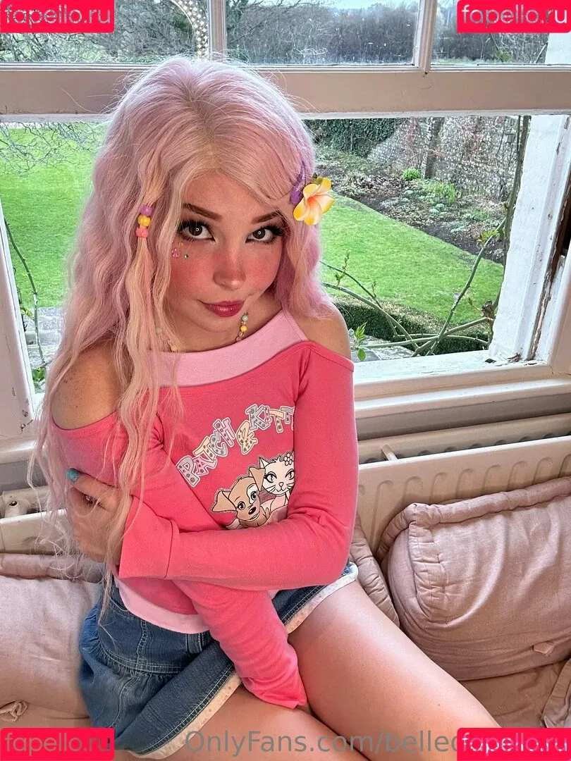 Belle Delphine / Socials / belle.delphine / belledelphine / bunnydelphine Onlyfans Photo Gallery 
