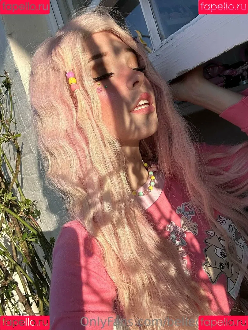 Belle Delphine / Socials / belle.delphine / belledelphine / bunnydelphine Onlyfans Photo Gallery 