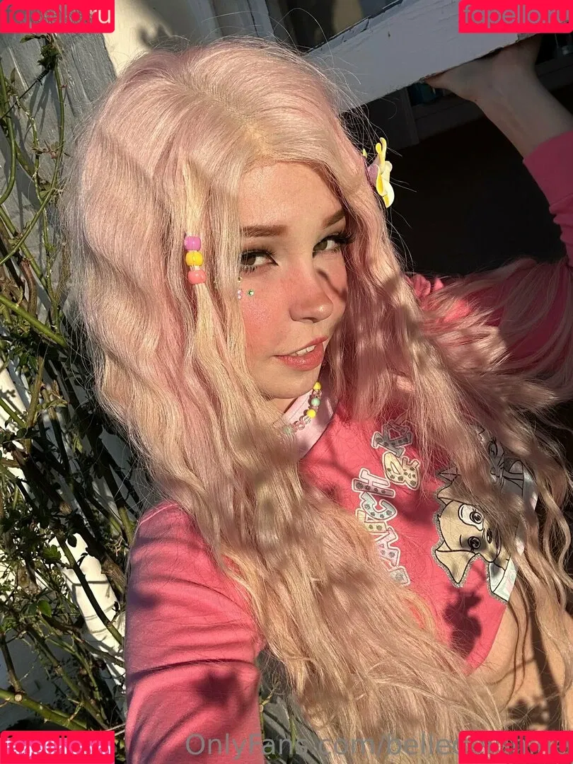 Belle Delphine / Socials / belle.delphine / belledelphine / bunnydelphine Onlyfans Photo Gallery 