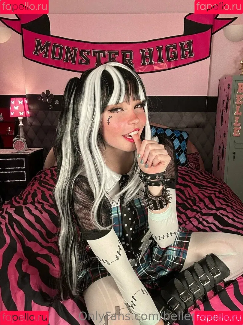Belle Delphine / Socials / belle.delphine / belledelphine / bunnydelphine Onlyfans Photo Gallery 