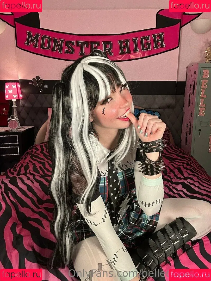 Belle Delphine / Socials / belle.delphine / belledelphine / bunnydelphine Onlyfans Photo Gallery 