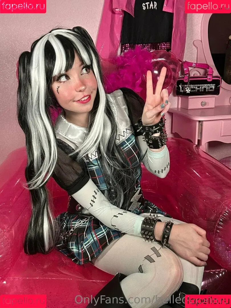 Belle Delphine / Socials / belle.delphine / belledelphine / bunnydelphine Onlyfans Photo Gallery 