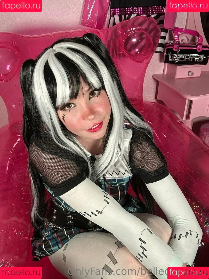 Belle Delphine / Socials / belle.delphine / belledelphine / bunnydelphine Onlyfans Photo Gallery 