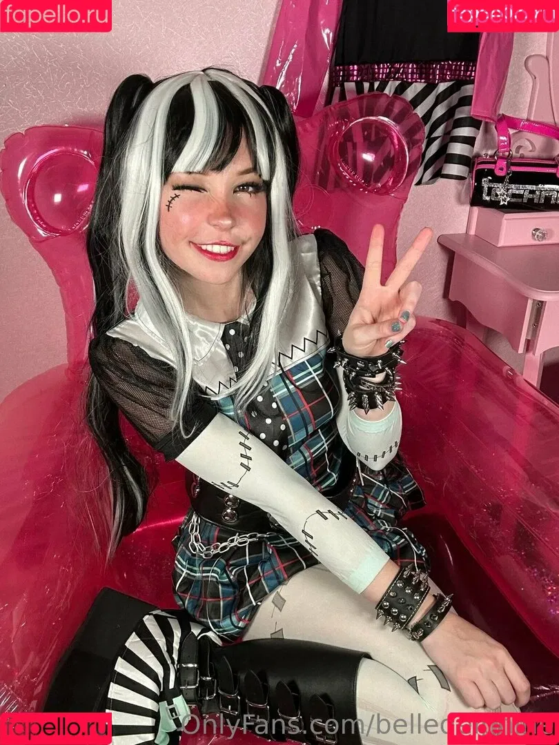 Belle Delphine / Socials / belle.delphine / belledelphine / bunnydelphine Onlyfans Photo Gallery 