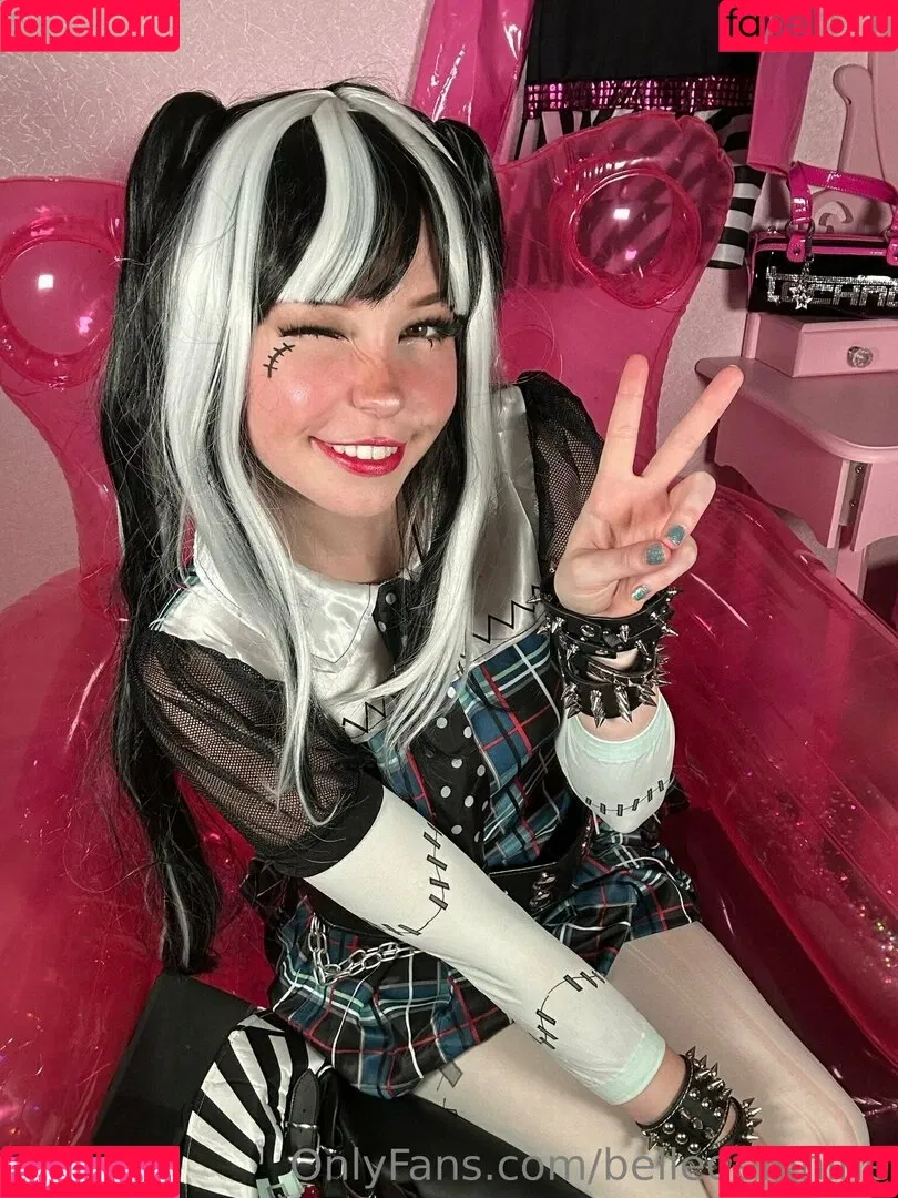 Belle Delphine / Socials / belle.delphine / belledelphine / bunnydelphine Onlyfans Photo Gallery 