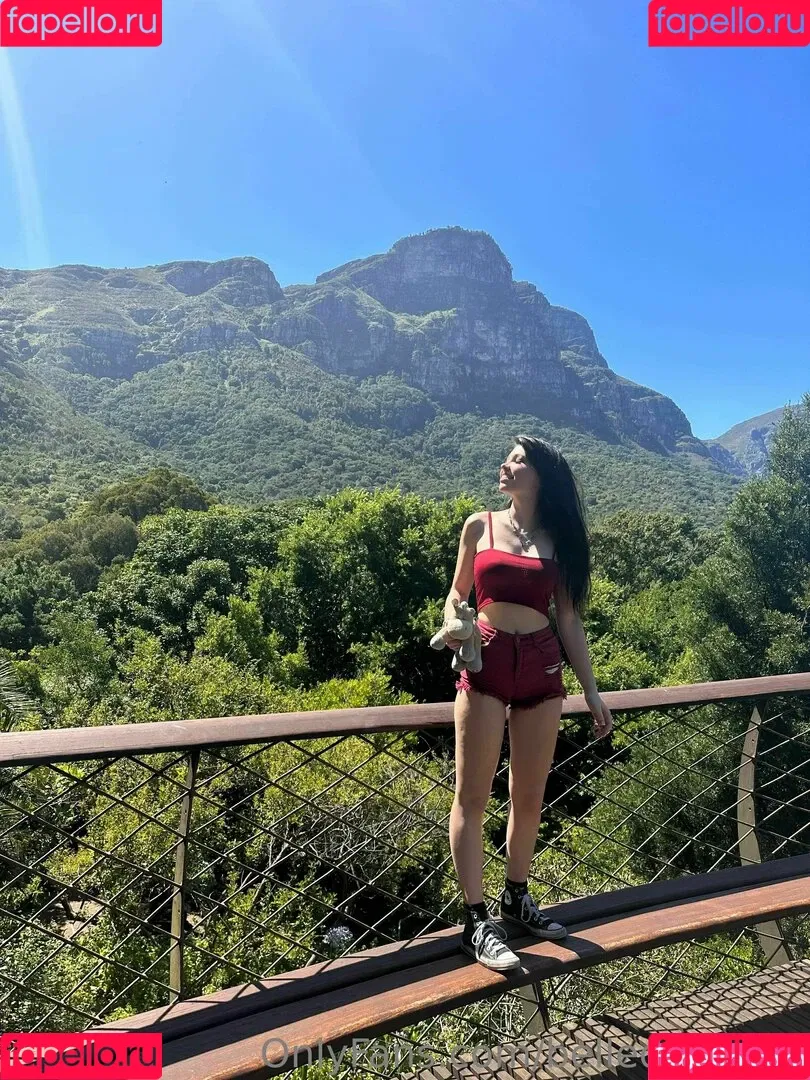 Belle Delphine / Socials / belle.delphine / belledelphine / bunnydelphine Onlyfans Photo Gallery 