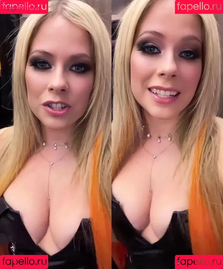 Avril Lavigne / AvrilLavigne Onlyfans Photo Gallery 