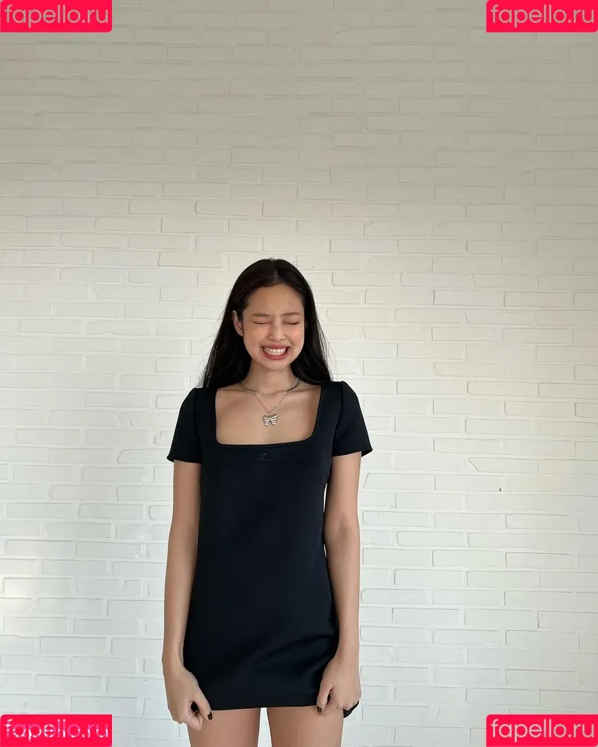 Blackpink / Jennie | BLΛƆKPIИK / jennierubyjane / sheflieshigh Onlyfans Photo Gallery 
