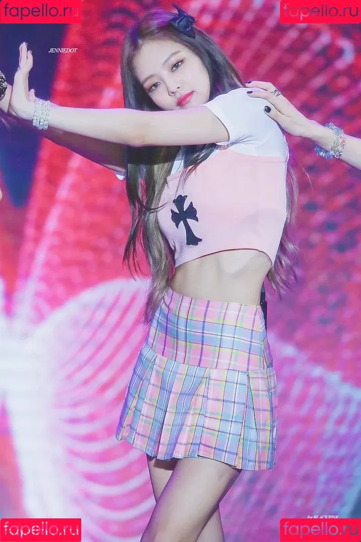 Blackpink / Jennie | BLΛƆKPIИK / jennierubyjane / sheflieshigh Onlyfans Photo Gallery 