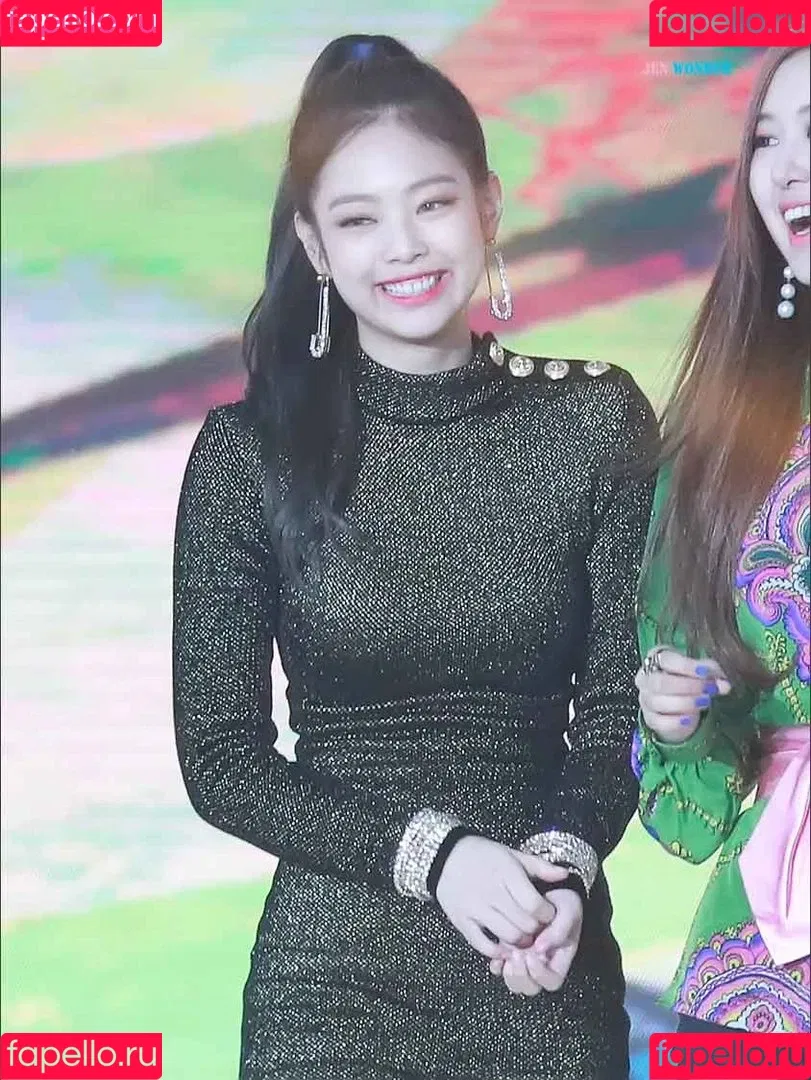 Blackpink / Jennie | BLΛƆKPIИK / jennierubyjane / sheflieshigh Onlyfans Photo Gallery 