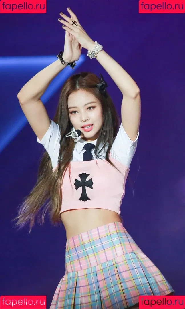 Blackpink / Jennie | BLΛƆKPIИK / jennierubyjane / sheflieshigh Onlyfans Photo Gallery 