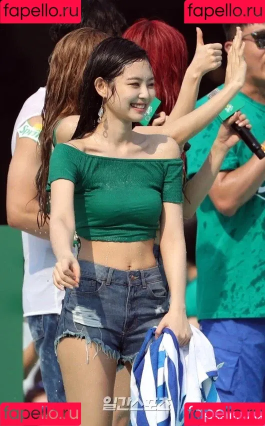 Blackpink / Jennie | BLΛƆKPIИK / jennierubyjane / sheflieshigh Onlyfans Photo Gallery 