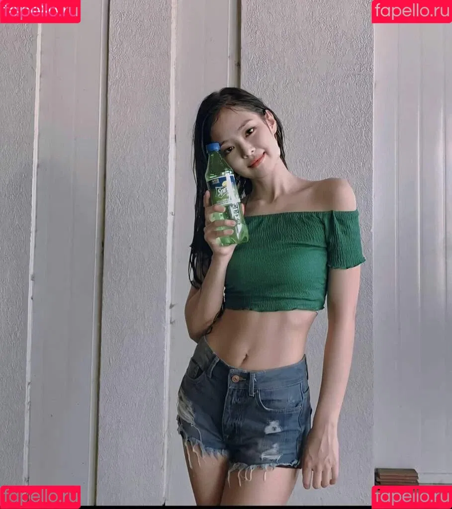 Blackpink / Jennie | BLΛƆKPIИK / jennierubyjane / sheflieshigh Onlyfans Photo Gallery 