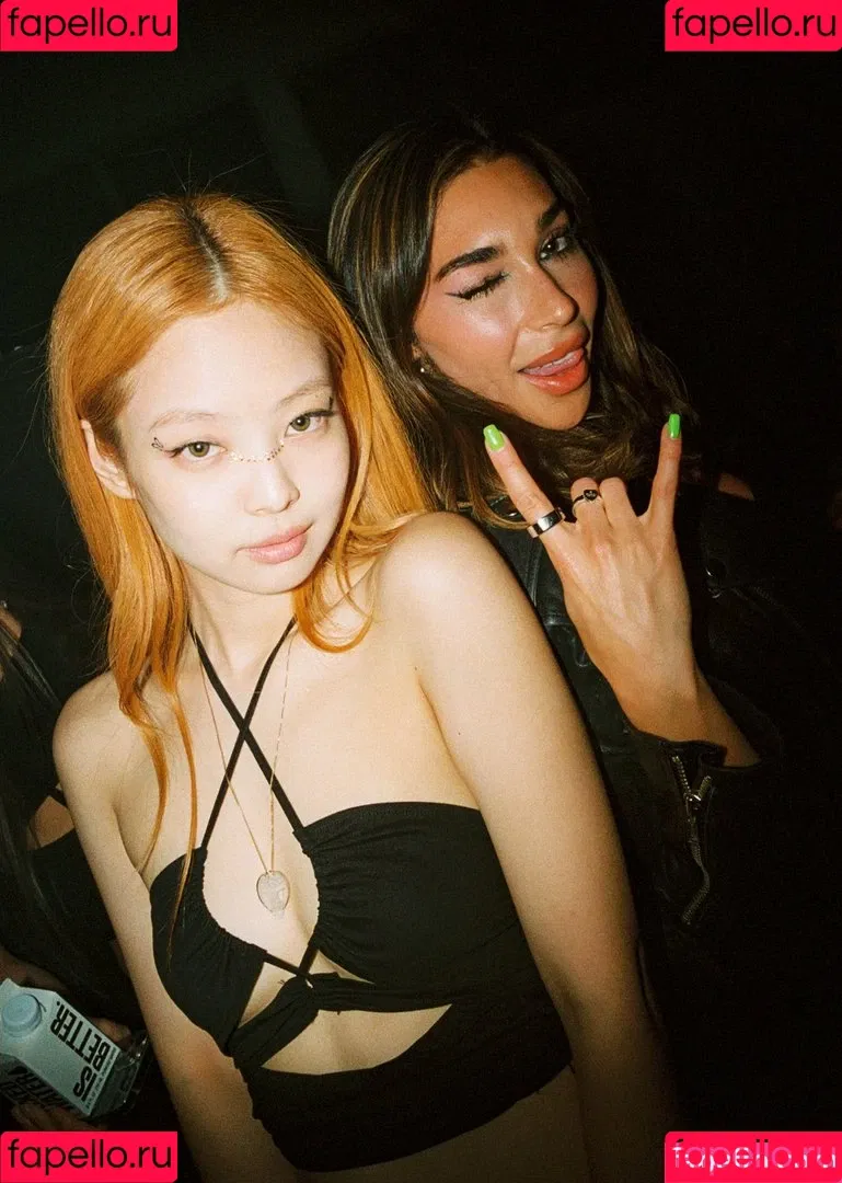 Blackpink / Jennie | BLΛƆKPIИK / jennierubyjane / sheflieshigh Onlyfans Photo Gallery 