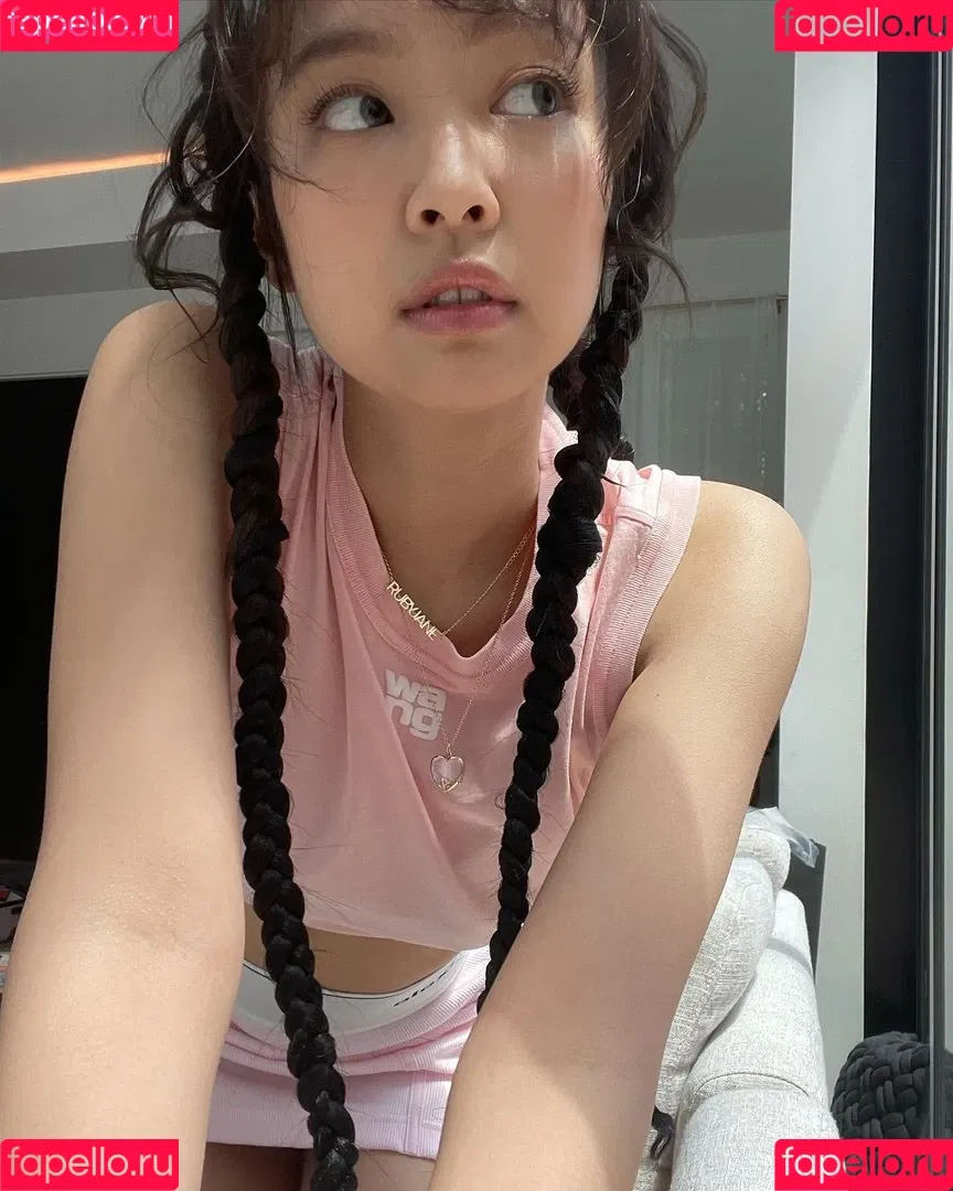 Blackpink / Jennie | BLΛƆKPIИK / jennierubyjane / sheflieshigh Onlyfans Photo Gallery 