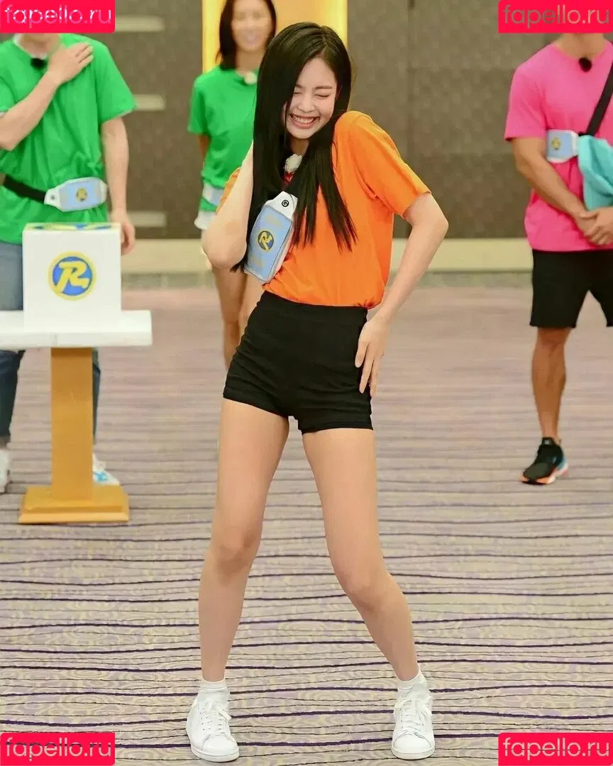 Blackpink / Jennie | BLΛƆKPIИK / jennierubyjane / sheflieshigh Onlyfans Photo Gallery 