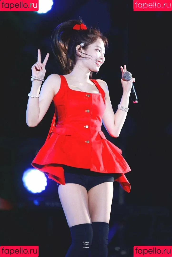 Blackpink / Jennie | BLΛƆKPIИK / jennierubyjane / sheflieshigh Onlyfans Photo Gallery 