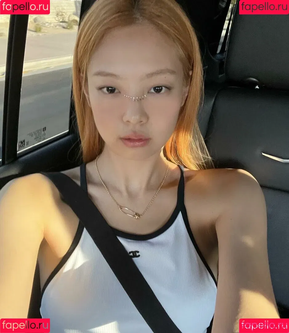 Blackpink / Jennie | BLΛƆKPIИK / jennierubyjane / sheflieshigh Onlyfans Photo Gallery 