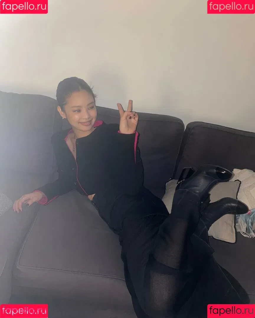 Blackpink / Jennie | BLΛƆKPIИK / jennierubyjane / sheflieshigh Onlyfans Photo Gallery 