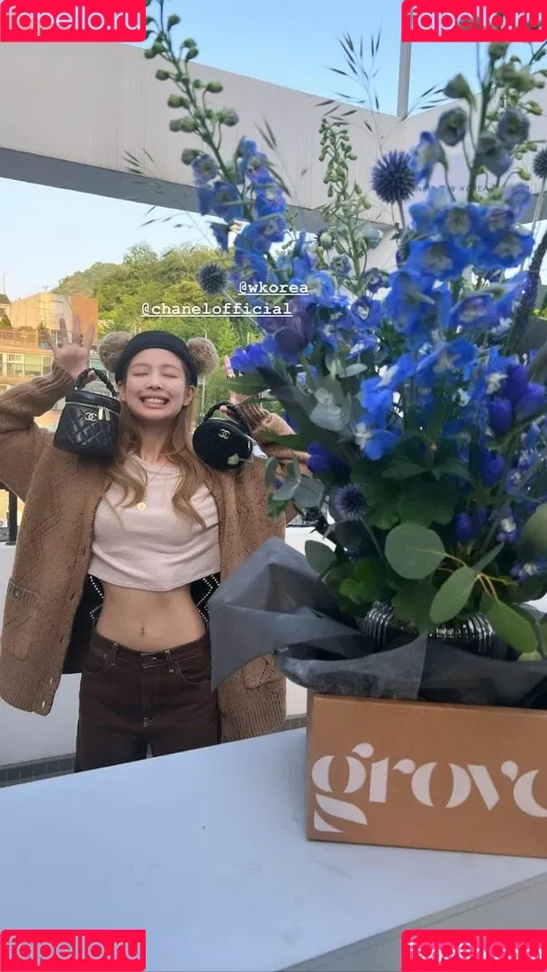 Blackpink / Jennie | BLΛƆKPIИK / jennierubyjane / sheflieshigh Onlyfans Photo Gallery 