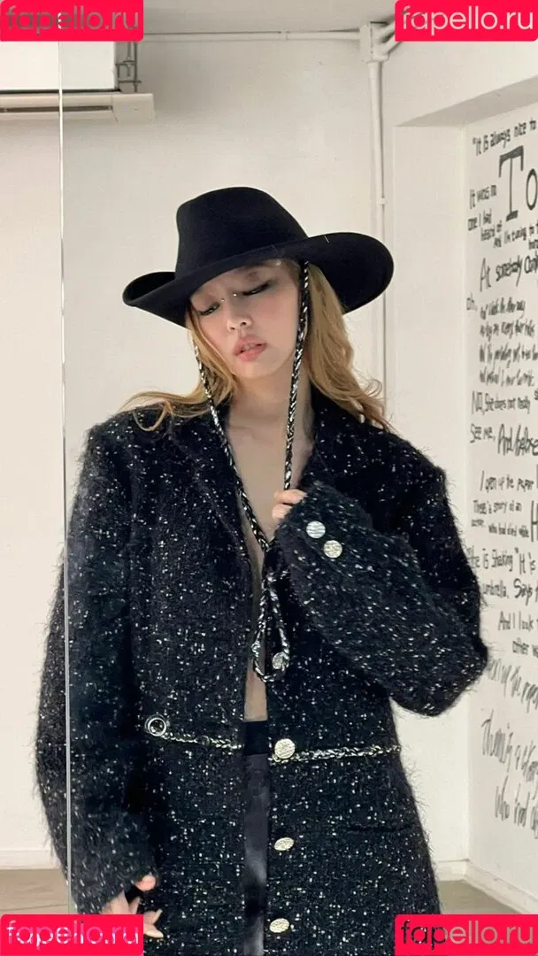 Blackpink / Jennie | BLΛƆKPIИK / jennierubyjane / sheflieshigh Onlyfans Photo Gallery 