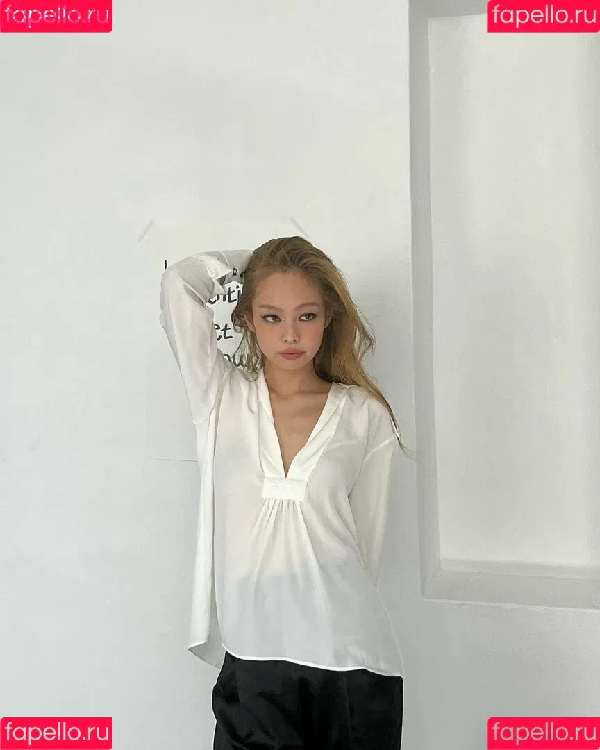 Blackpink / Jennie | BLΛƆKPIИK / jennierubyjane / sheflieshigh Onlyfans Photo Gallery 