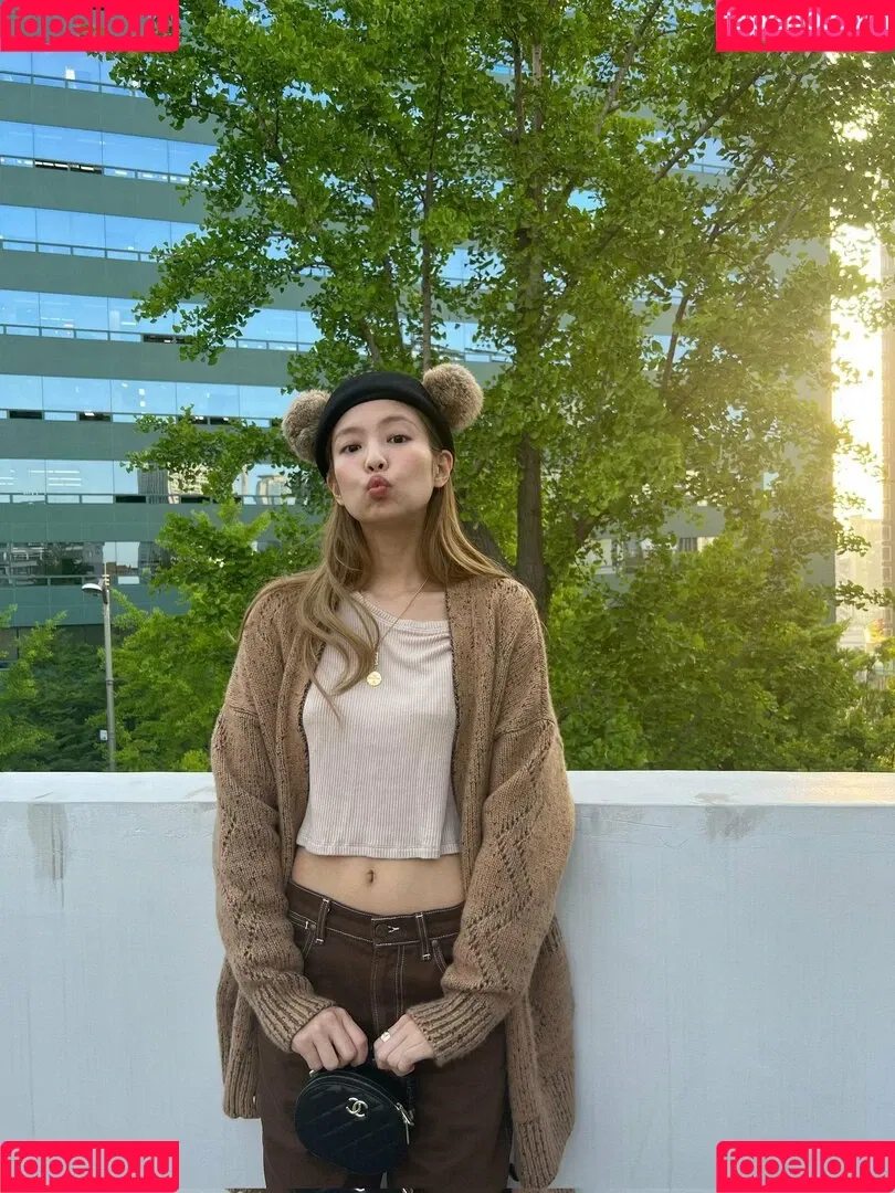 Blackpink / Jennie | BLΛƆKPIИK / jennierubyjane / sheflieshigh Onlyfans Photo Gallery 