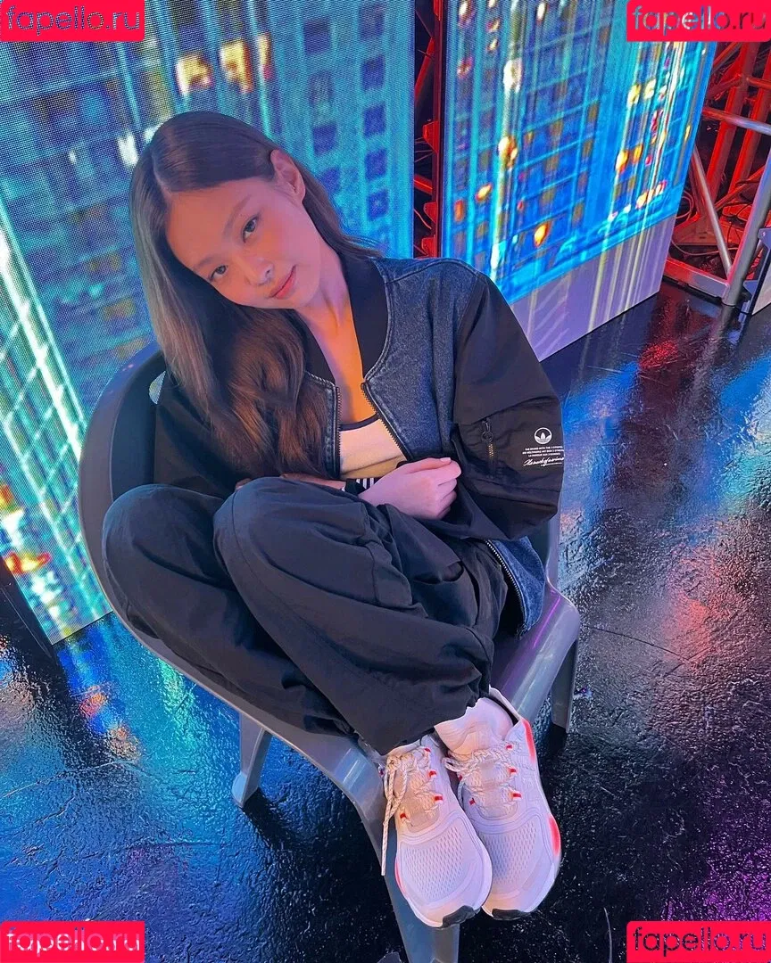 Blackpink / Jennie | BLΛƆKPIИK / jennierubyjane / sheflieshigh Onlyfans Photo Gallery 