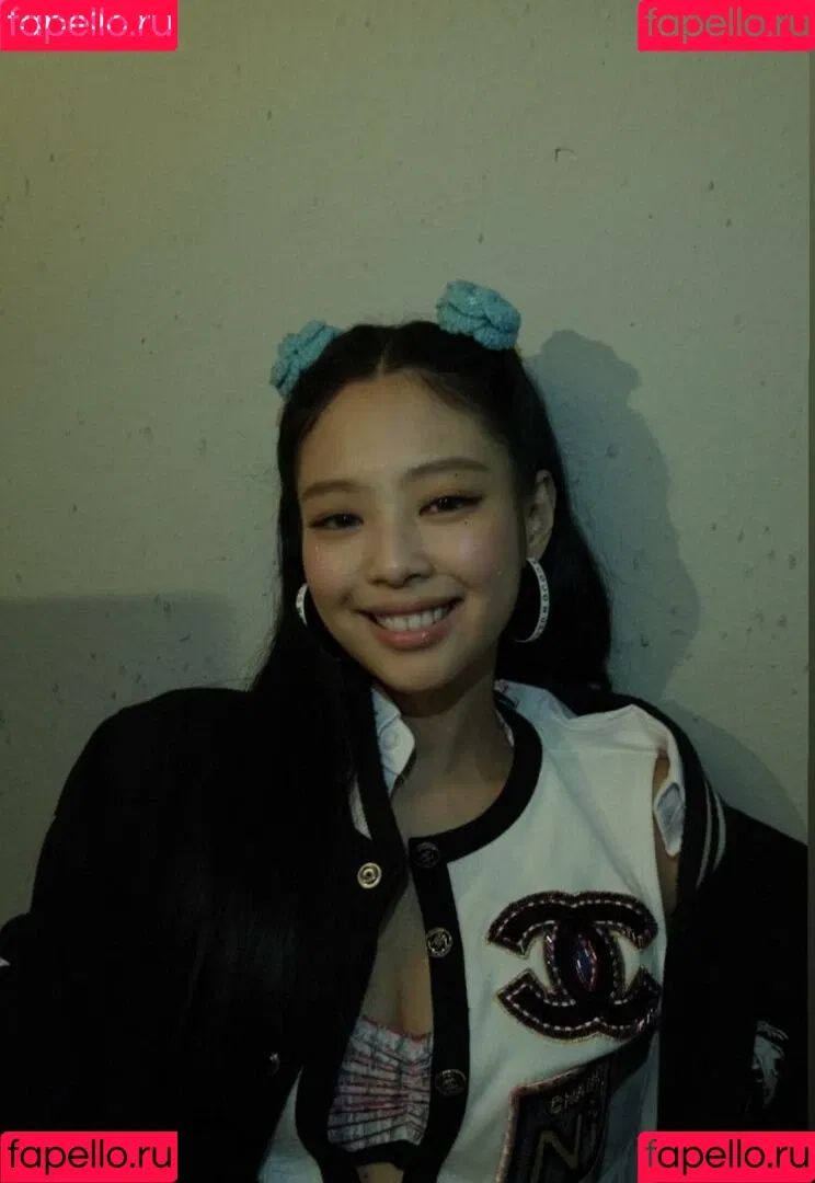 Blackpink / Jennie | BLΛƆKPIИK / jennierubyjane / sheflieshigh Onlyfans Photo Gallery 