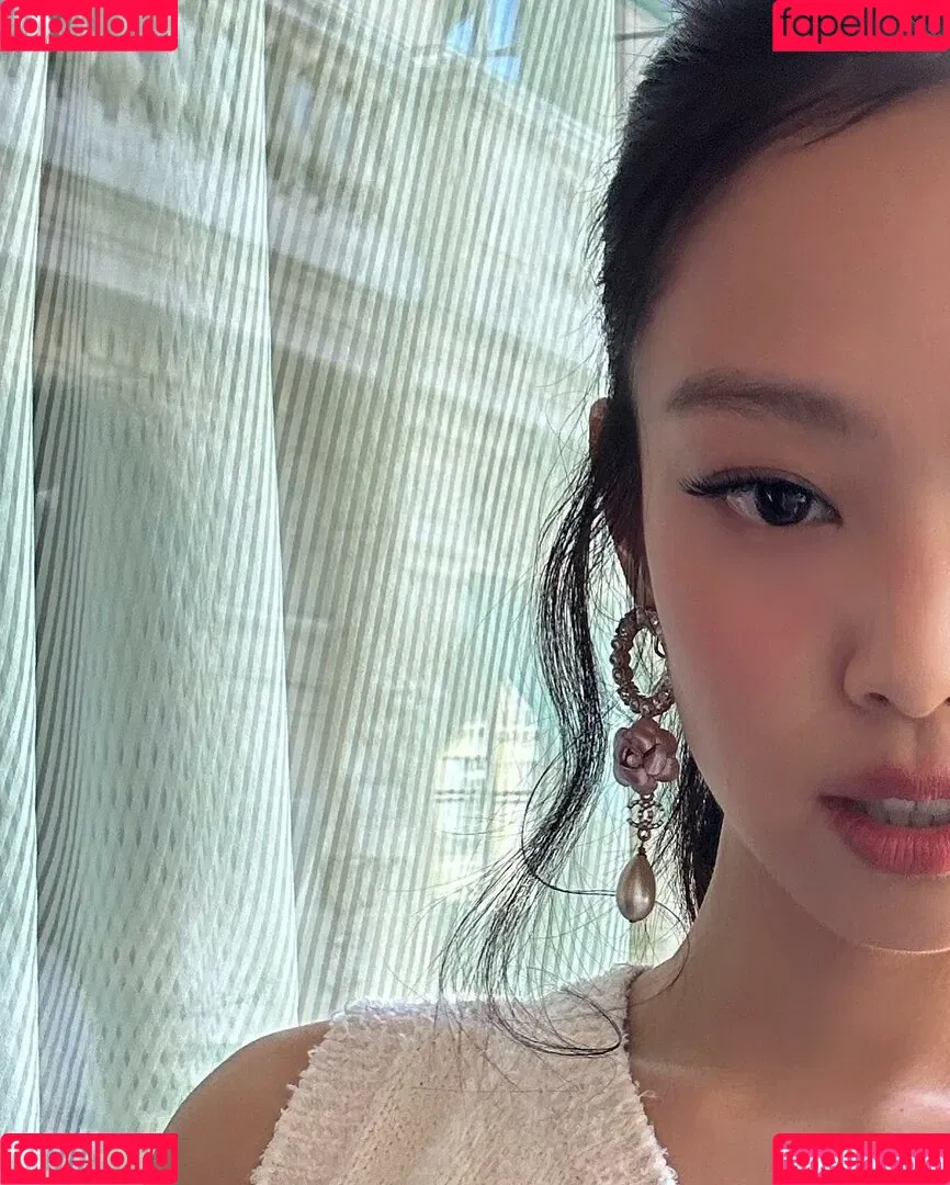 Blackpink / Jennie | BLΛƆKPIИK / jennierubyjane / sheflieshigh Onlyfans Photo Gallery 