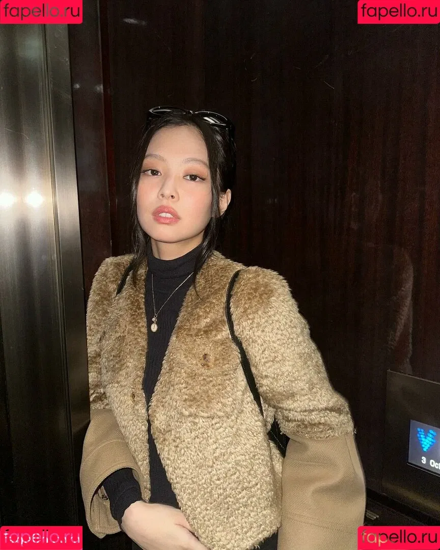 Blackpink / Jennie | BLΛƆKPIИK / jennierubyjane / sheflieshigh Onlyfans Photo Gallery 