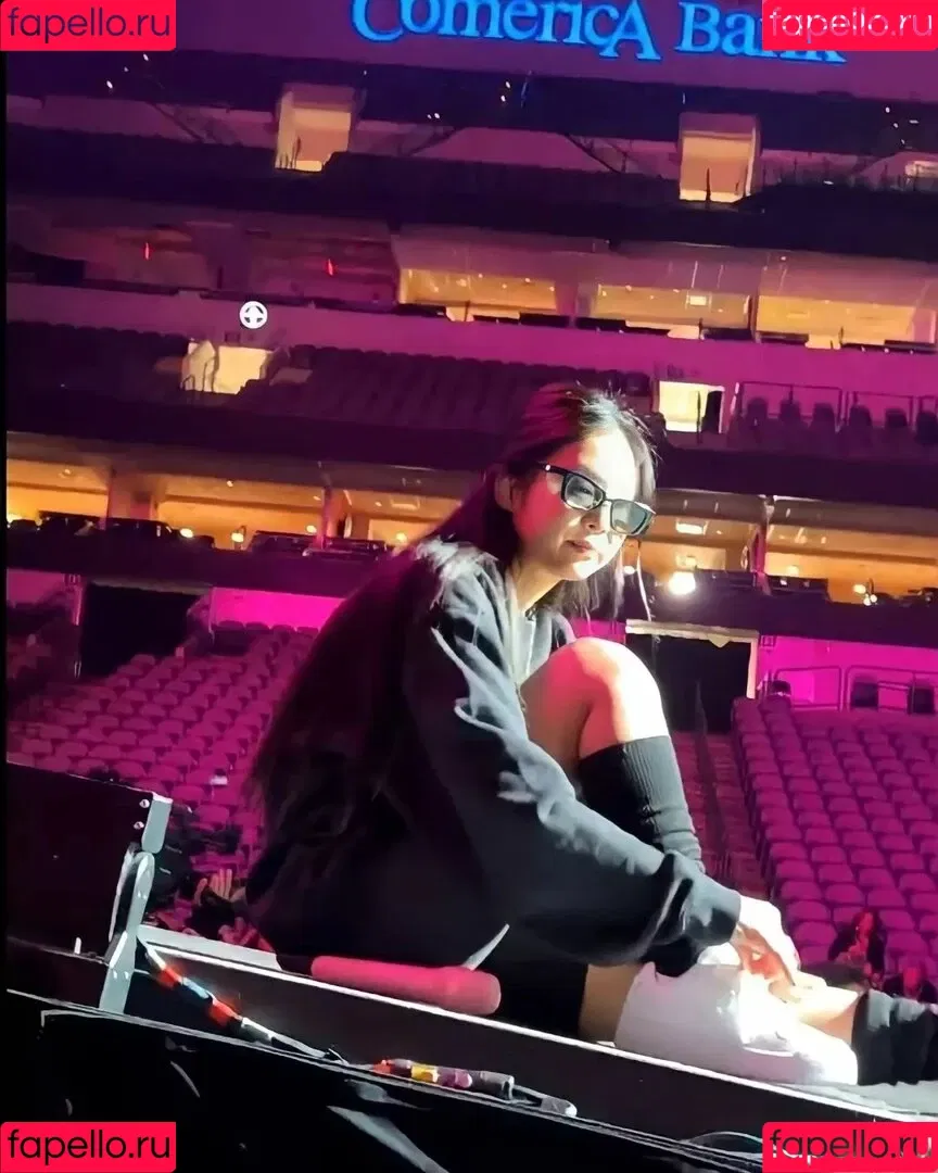 Blackpink / Jennie | BLΛƆKPIИK / jennierubyjane / sheflieshigh Onlyfans Photo Gallery 