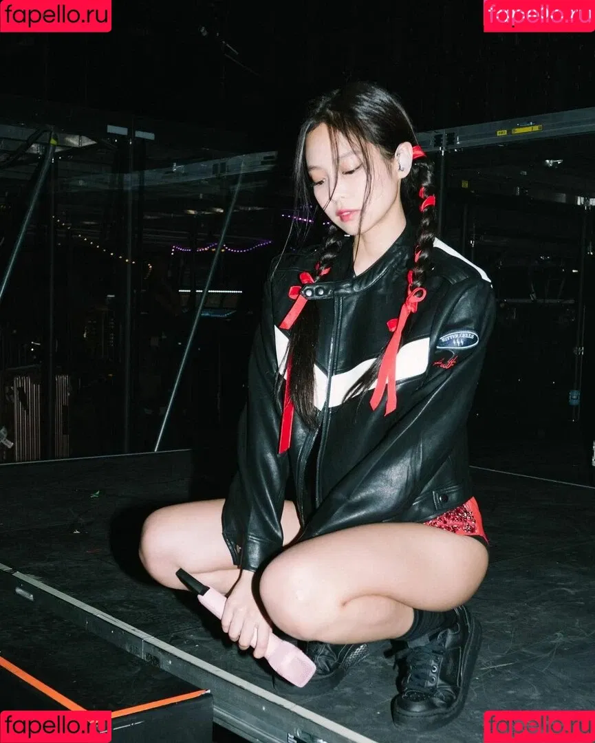 Blackpink / Jennie | BLΛƆKPIИK / jennierubyjane / sheflieshigh Onlyfans Photo Gallery 