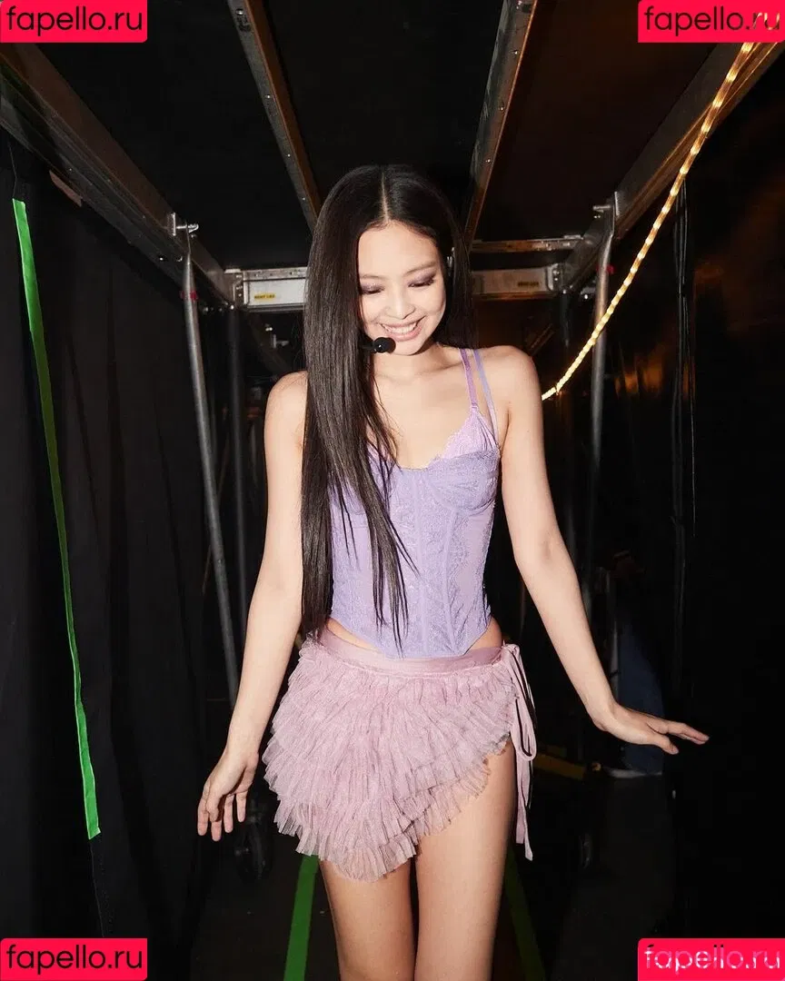 Blackpink / Jennie | BLΛƆKPIИK / jennierubyjane / sheflieshigh Onlyfans Photo Gallery 