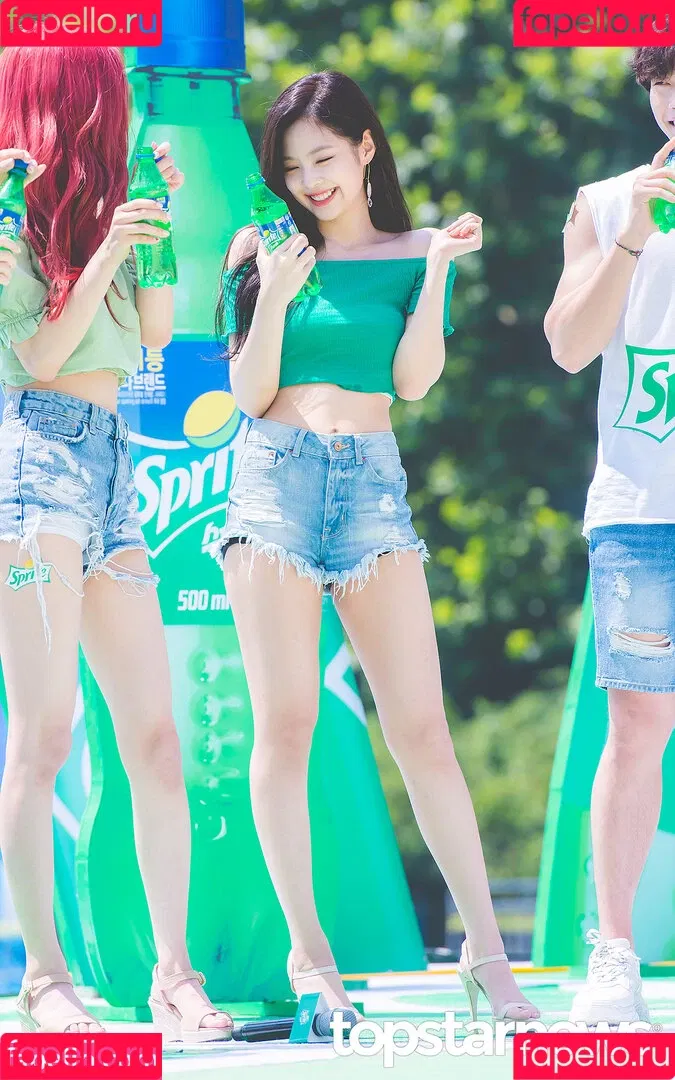 Blackpink / Jennie | BLΛƆKPIИK / jennierubyjane / sheflieshigh Onlyfans Photo Gallery 