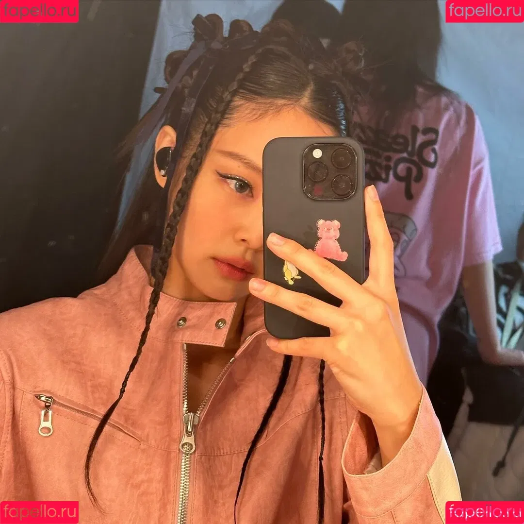 Blackpink / Jennie | BLΛƆKPIИK / jennierubyjane / sheflieshigh Onlyfans Photo Gallery 