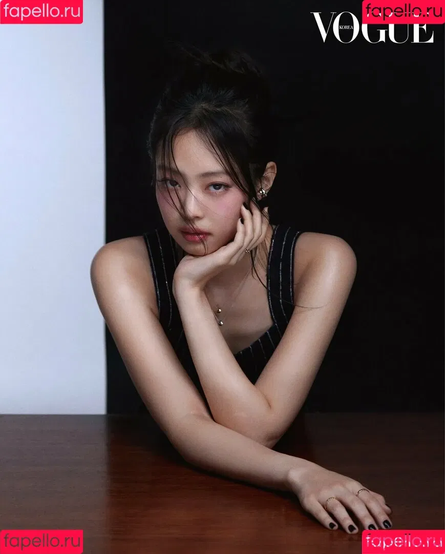 Blackpink / Jennie | BLΛƆKPIИK / jennierubyjane / sheflieshigh Onlyfans Photo Gallery 