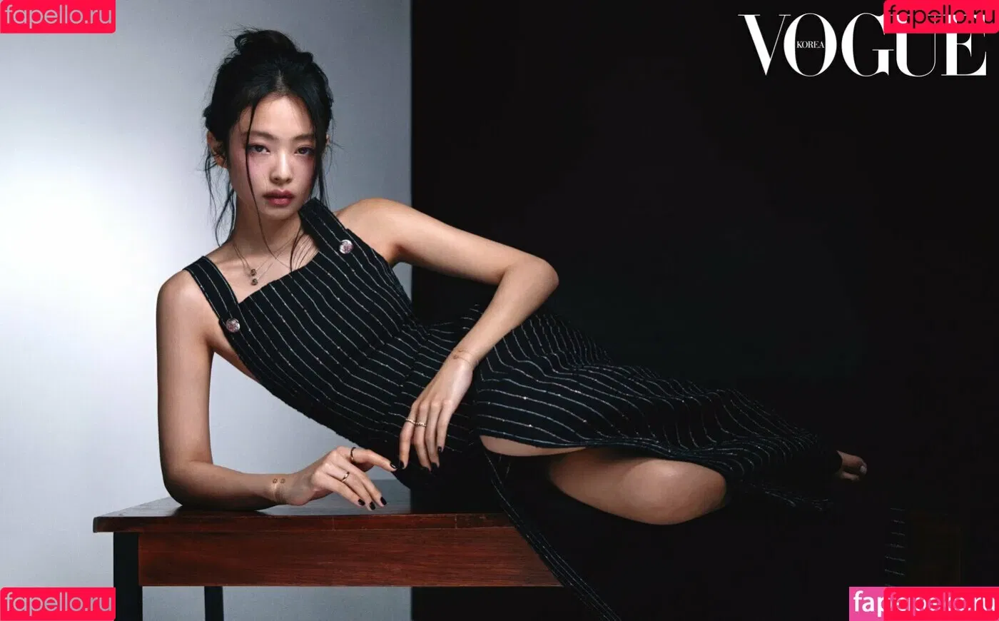 Blackpink / Jennie | BLΛƆKPIИK / jennierubyjane / sheflieshigh Onlyfans Photo Gallery 