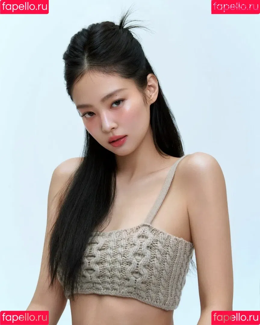 Blackpink / Jennie | BLΛƆKPIИK / jennierubyjane / sheflieshigh Onlyfans Photo Gallery 