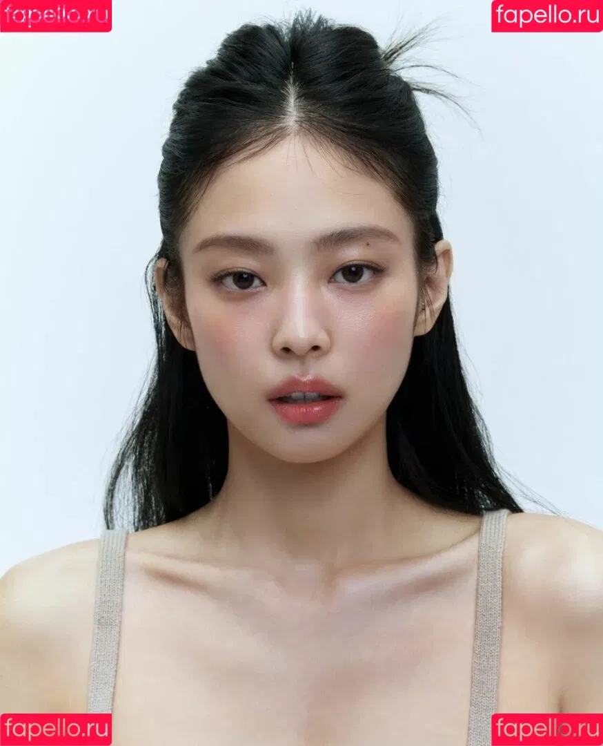 Blackpink / Jennie | BLΛƆKPIИK / jennierubyjane / sheflieshigh Onlyfans Photo Gallery 
