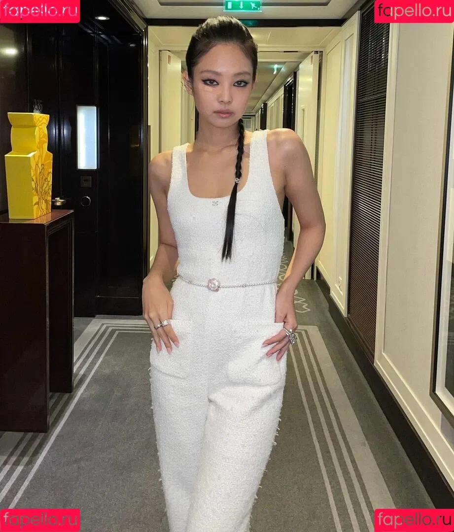 Blackpink / Jennie | BLΛƆKPIИK / jennierubyjane / sheflieshigh Onlyfans Photo Gallery 