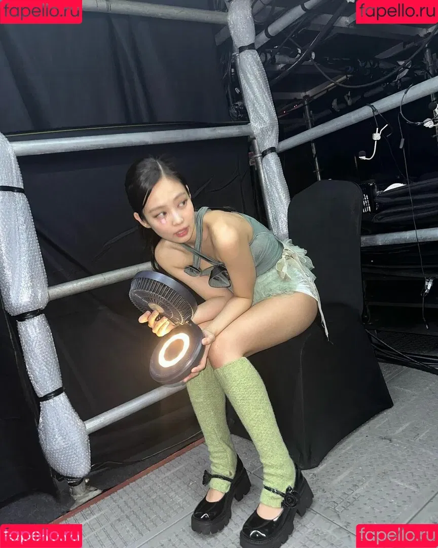 Blackpink / Jennie | BLΛƆKPIИK / jennierubyjane / sheflieshigh Onlyfans Photo Gallery 