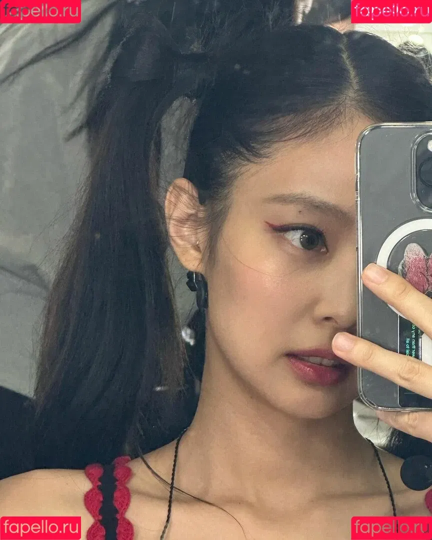 Blackpink / Jennie | BLΛƆKPIИK / jennierubyjane / sheflieshigh Onlyfans Photo Gallery 